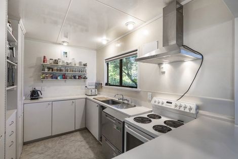 Photo of property in 1/47 Savoy Road, Glen Eden, Auckland, 0602