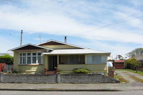 Photo of property in 50 Queen Street, Westport, 7825