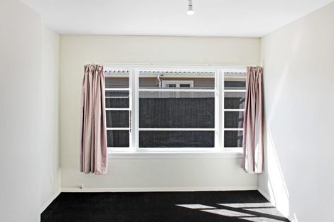 Photo of property in 240 Weston Road, Mairehau, Christchurch, 8052