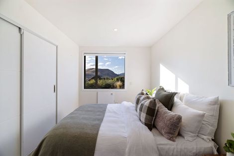 Photo of property in 3 Caithness Court, Jacks Point, Queenstown, 9371