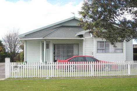 Photo of property in 12 Cordelia Street, Stratford, 4332