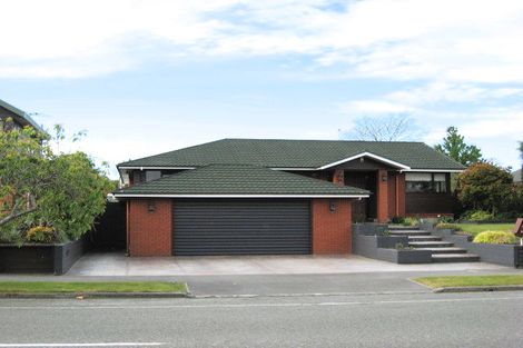 Photo of property in 208 Maidstone Road, Avonhead, Christchurch, 8042