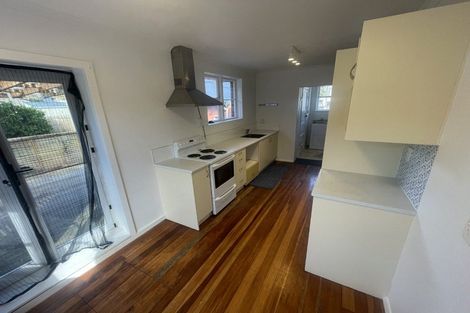 Photo of property in 70 Hewer Crescent, Naenae, Lower Hutt, 5011