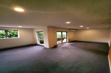 Photo of property in 112u2 Mairangi Road, Wilton, Wellington, 6012