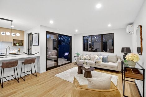 Photo of property in 121d Vodanovich Road, Te Atatu South, Auckland, 0610