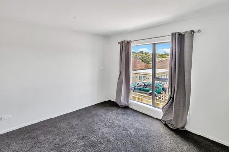 Photo of property in 5/12 Mana Avenue, Titahi Bay, Porirua, 5022