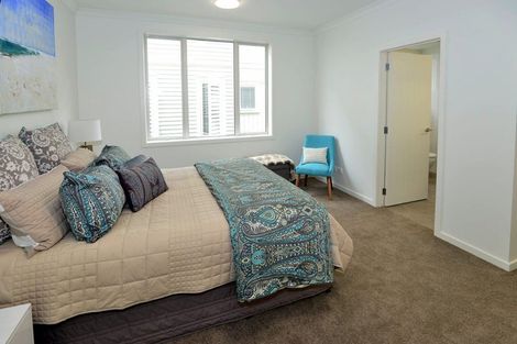 Photo of property in 45 Panorama Heights, Orewa, 0931