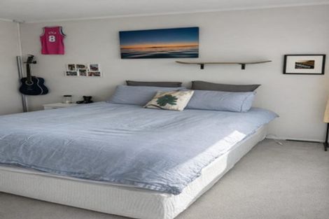 Photo of property in 33 Agincourt Street, Glenfield, Auckland, 0629