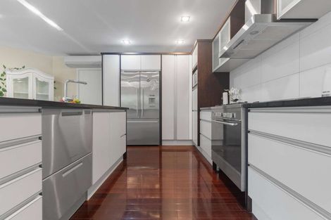Photo of property in 32 Carroll Place, Owhata, Rotorua, 3010