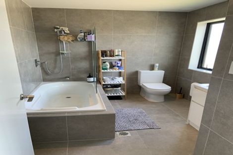 Photo of property in 4 Kaman Seasprite Road, Hobsonville, Auckland, 0616