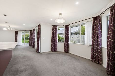 Photo of property in 7 Balgay Street, Upper Riccarton, Christchurch, 8041