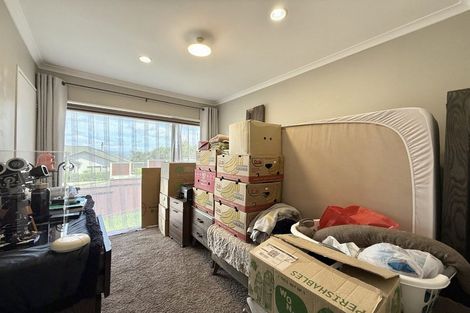 Photo of property in 2 Opurere Grove, Tirohanga, Lower Hutt, 5010