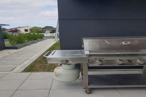 Photo of property in 43 Rosario Crescent, Red Beach, 0932