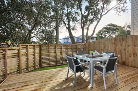 Photo of property in 12 Kurnell Drive, Botany Downs, Auckland, 2010