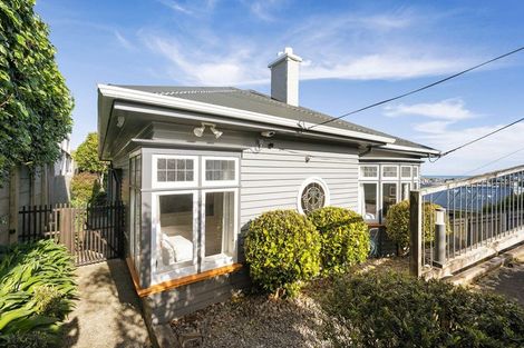 Photo of property in 131 Overtoun Terrace, Hataitai, Wellington, 6021
