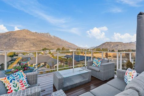 Photo of property in 3 Batsford Lane, Lower Shotover, Queenstown, 9371