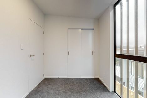 Photo of property in 62u7 Spenmoor Street, Newlands, Wellington, 6037