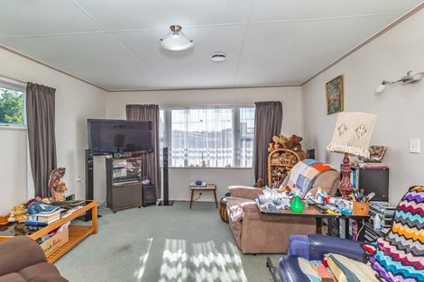 Photo of property in 2 Linley Place, Levin, 5510