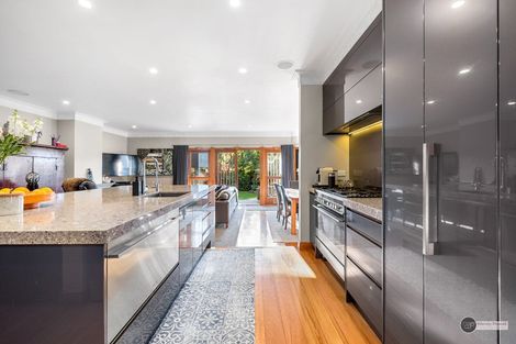 Photo of property in 37 Pohutukawa Street, Woburn, Lower Hutt, 5010