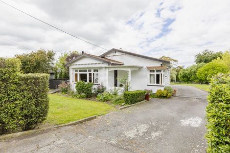 Photo of property in 31 Domain Road, Waipawa, 4210