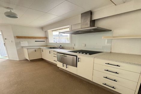 Photo of property in 9 Nimmo Avenue West, Waikanae, 5036