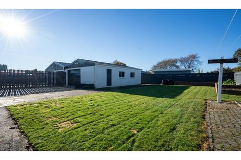 Photo of property in 121 Cunningham Crescent, Grasmere, Invercargill, 9810