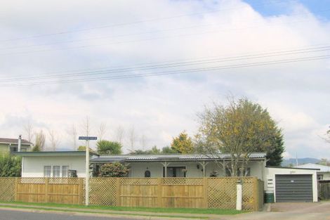 Photo of property in 22 Robinson Avenue, Holdens Bay, Rotorua, 3010