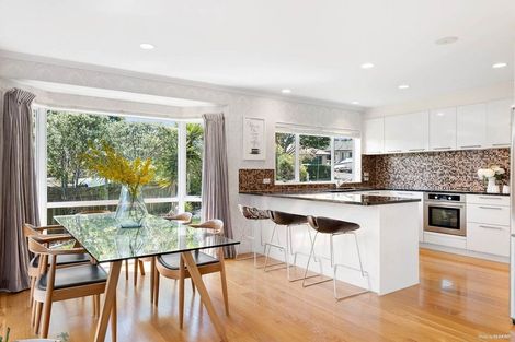 Photo of property in 22 John Brooke Crescent, East Tamaki Heights, Auckland, 2016