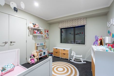 Photo of property in 42c Kaipara View Road, Helensville, 0875