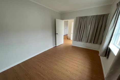 Photo of property in 16 Savoy Road, Glen Eden, Auckland, 0602