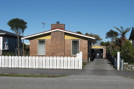 Photo of property in 129 Hampden Street, Hokitika, 7810