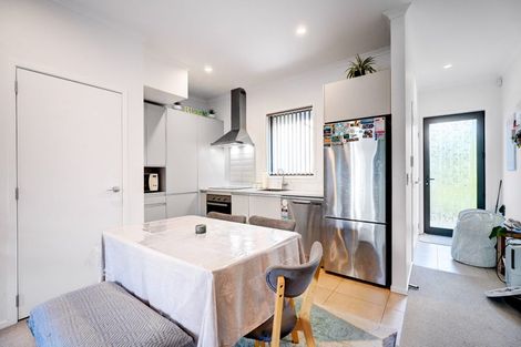 Photo of property in 14 Fordham Street, Beach Haven, Auckland, 0626