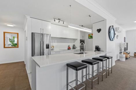 Photo of property in 78 Panorama Heights, Orewa, 0931