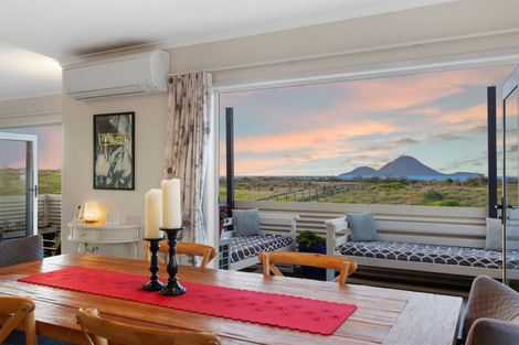 Photo of property in 5 Esplanade Rise, Coastlands, Whakatane, 3120