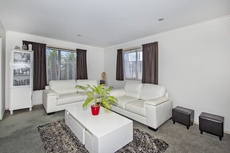 Photo of property in 6 Mcainch Place, Te Kamo, Whangarei, 0112