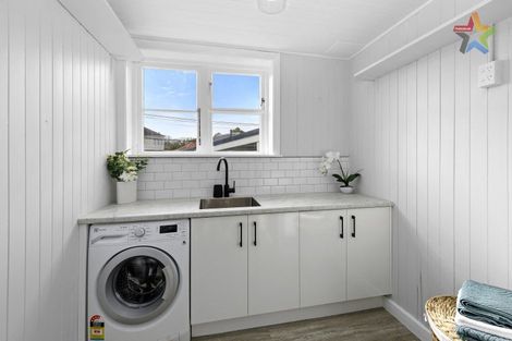 Photo of property in 72 Witako Street, Epuni, Lower Hutt, 5011