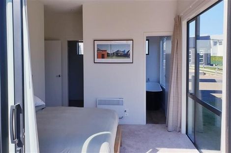 Photo of property in 6 Clutha Place, Wanaka, 9305