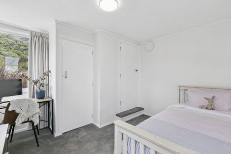 Photo of property in 173 Broderick Road, Johnsonville, Wellington, 6037