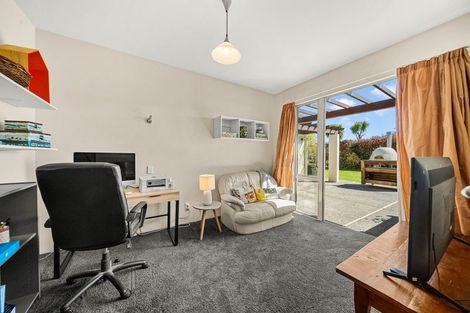 Photo of property in 36 Grey Street, Martinborough, 5711