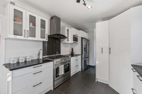 Photo of property in 82 Racecourse Road, Waiuku, 2123