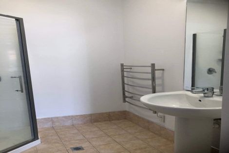 Photo of property in 4/44 Carlos Drive, Flat Bush, Auckland, 2016