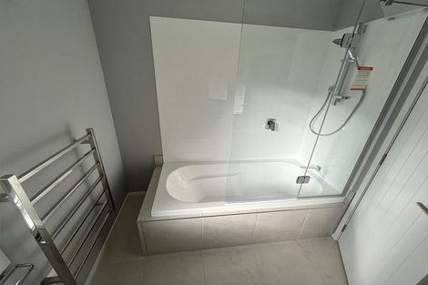 Photo of property in 14 George Yee Place, Taradale, 4112