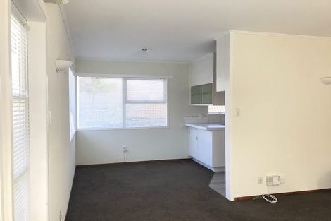 Photo of property in 2/8 Waterloo Street, Howick, Auckland, 2014