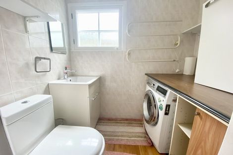 Photo of property in 60 Makora Road, Massey, Auckland, 0614