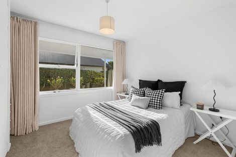Photo of property in 229 Memorial Avenue, Burnside, Christchurch, 8053