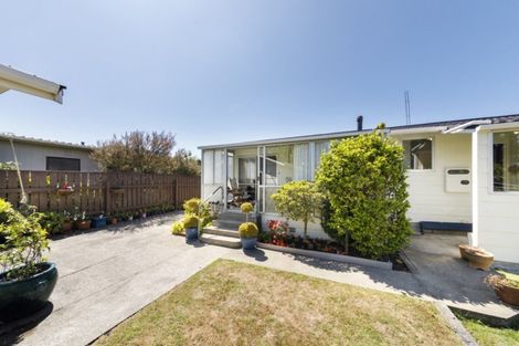 Photo of property in 8 Tennent Court, Marton, 4710