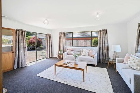 Photo of property in 10 Mull Place, Broomfield, Christchurch, 8042