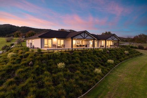 Photo of property in 53 Robert Hastie Drive, Mangawhai, 0573