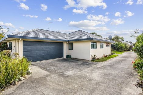 Photo of property in 8 Leigh Place, Paraparaumu Beach, Paraparaumu, 5032