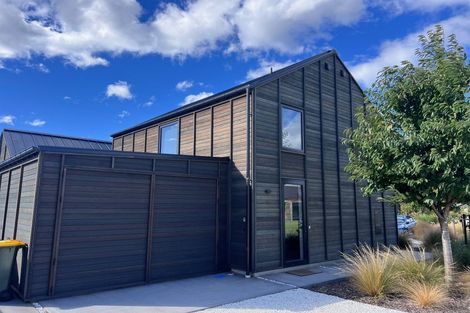 Photo of property in 10 Mccaw Mews, Wanaka, 9305